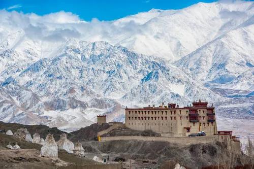 Leh